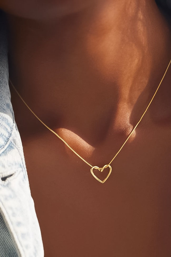 Simple Gold Heart Necklace