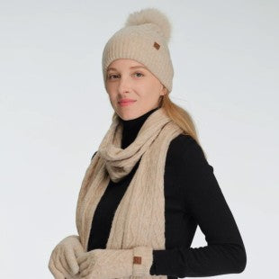 Cc Cable Knit Scarf