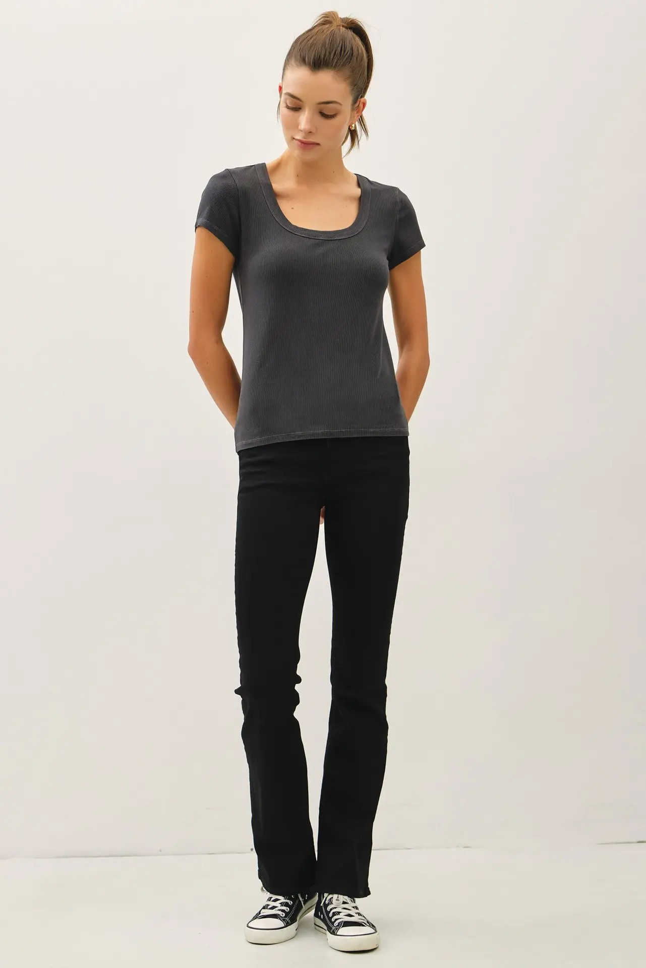 ULTRA SOFT BASIC SCOOP NECK BABY TEE