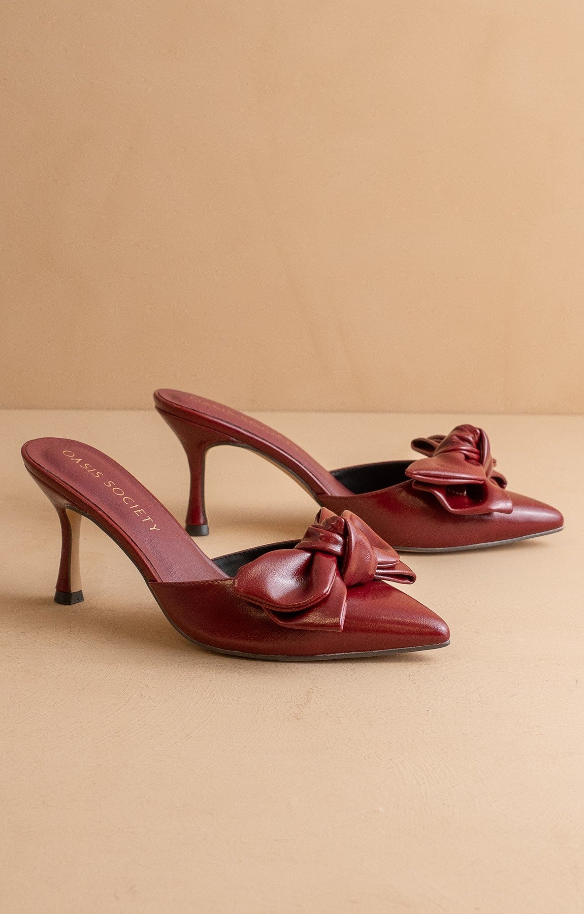 Wine Bow Kitten Heels