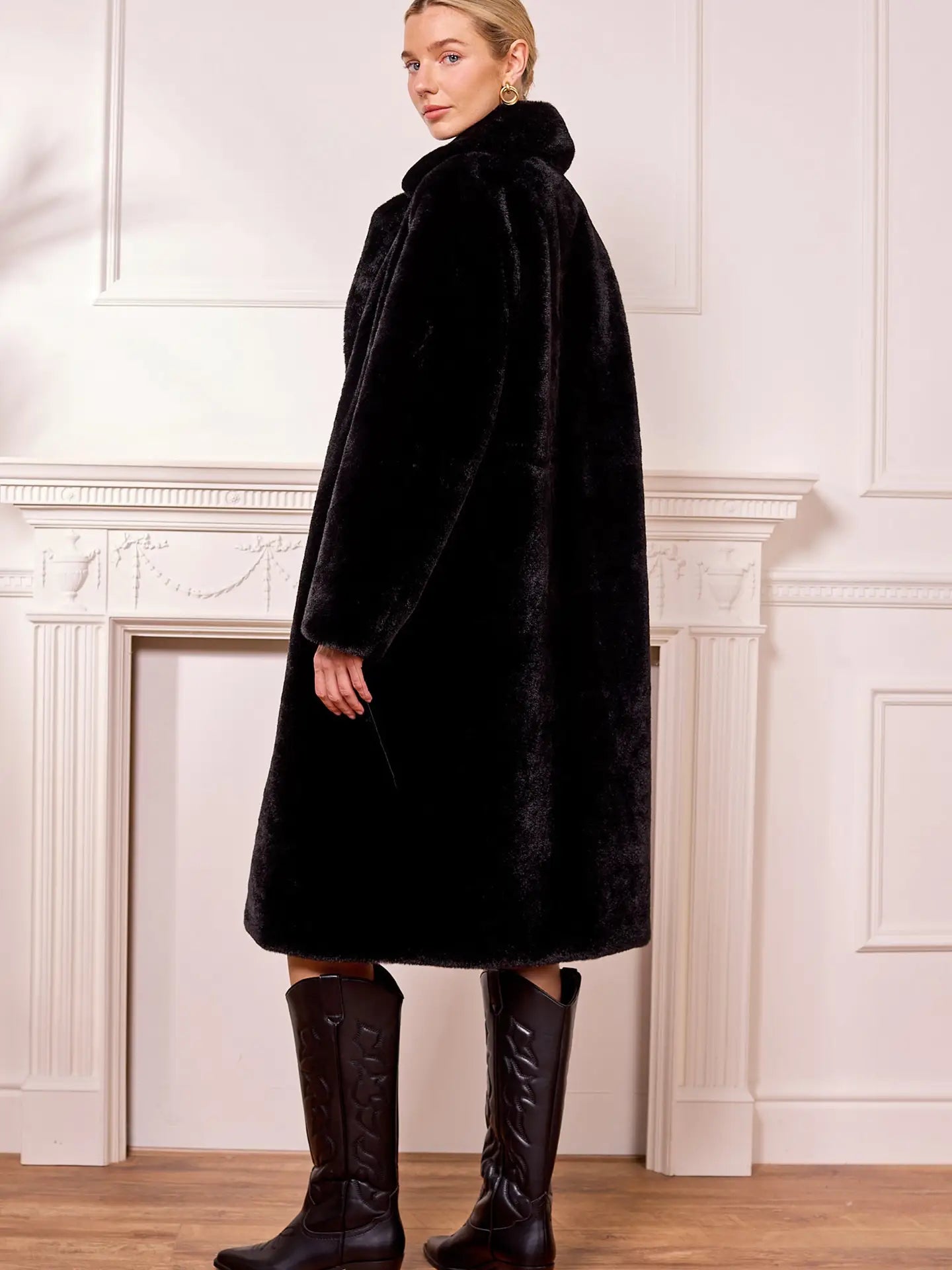 Faux Fur Coat in Black