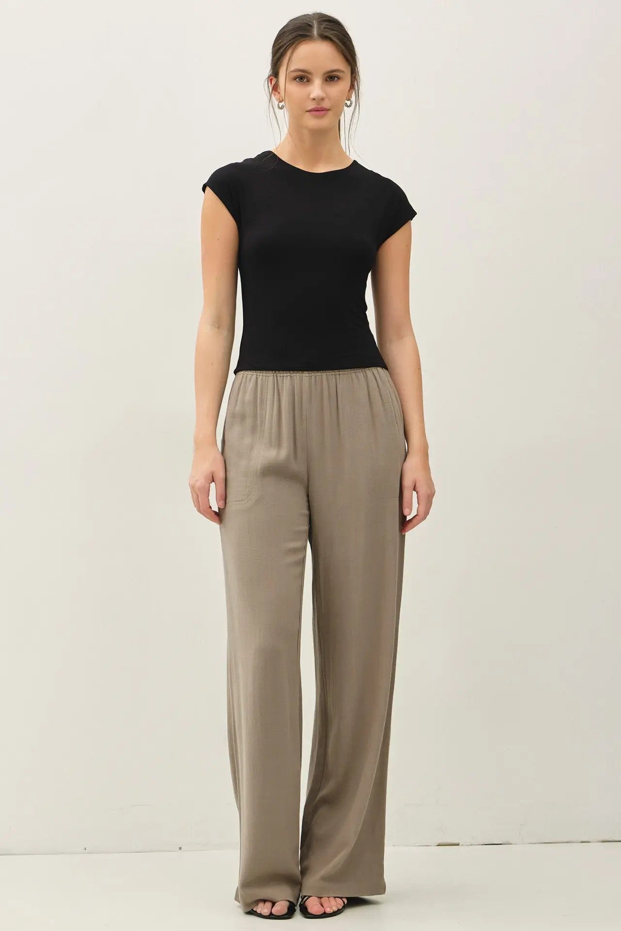 [SOFT CORE]CAP SLEEVE CREWNECK TOP