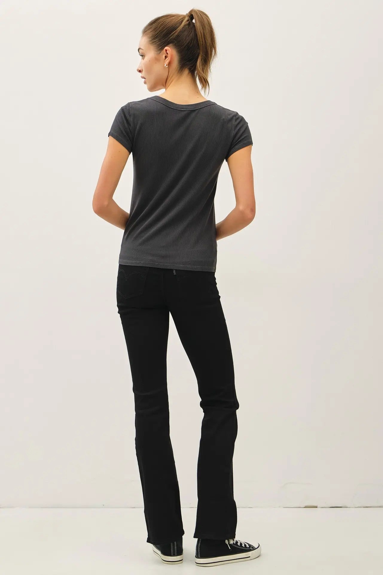 ULTRA SOFT BASIC SCOOP NECK BABY TEE