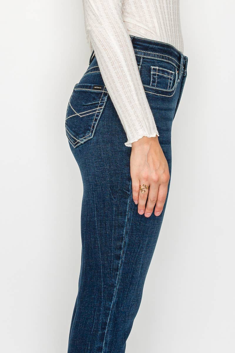 TUMMY CONTROL HIGH RISE SLIM FLARE JEANS  *Signature*